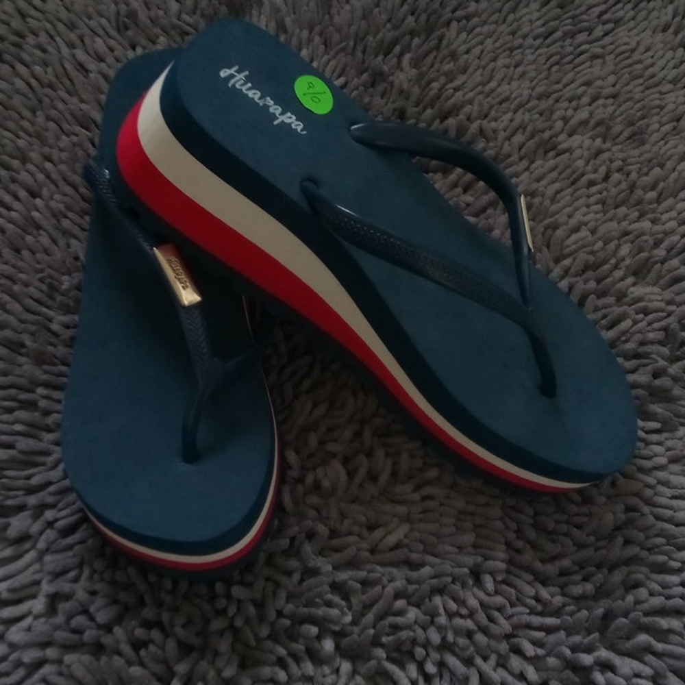 Sandals - Picture 2 of 5